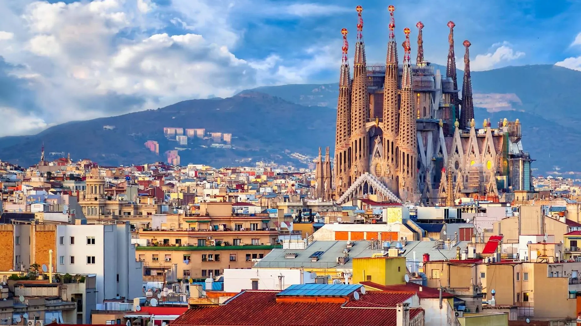 Best Travel Guide for Barcelona